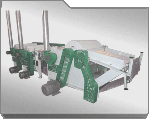 Fabric waste recycling machine